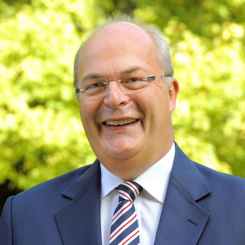  Thomas Hunsteger-Petermann
